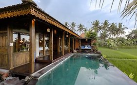 Airsania Ubud Antique Villas